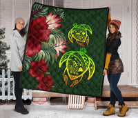 Hawaii Premium Quilt - Turtle Hibiscus Pattern Hawaiian Premium Quilt - Green - Polynesian Pride