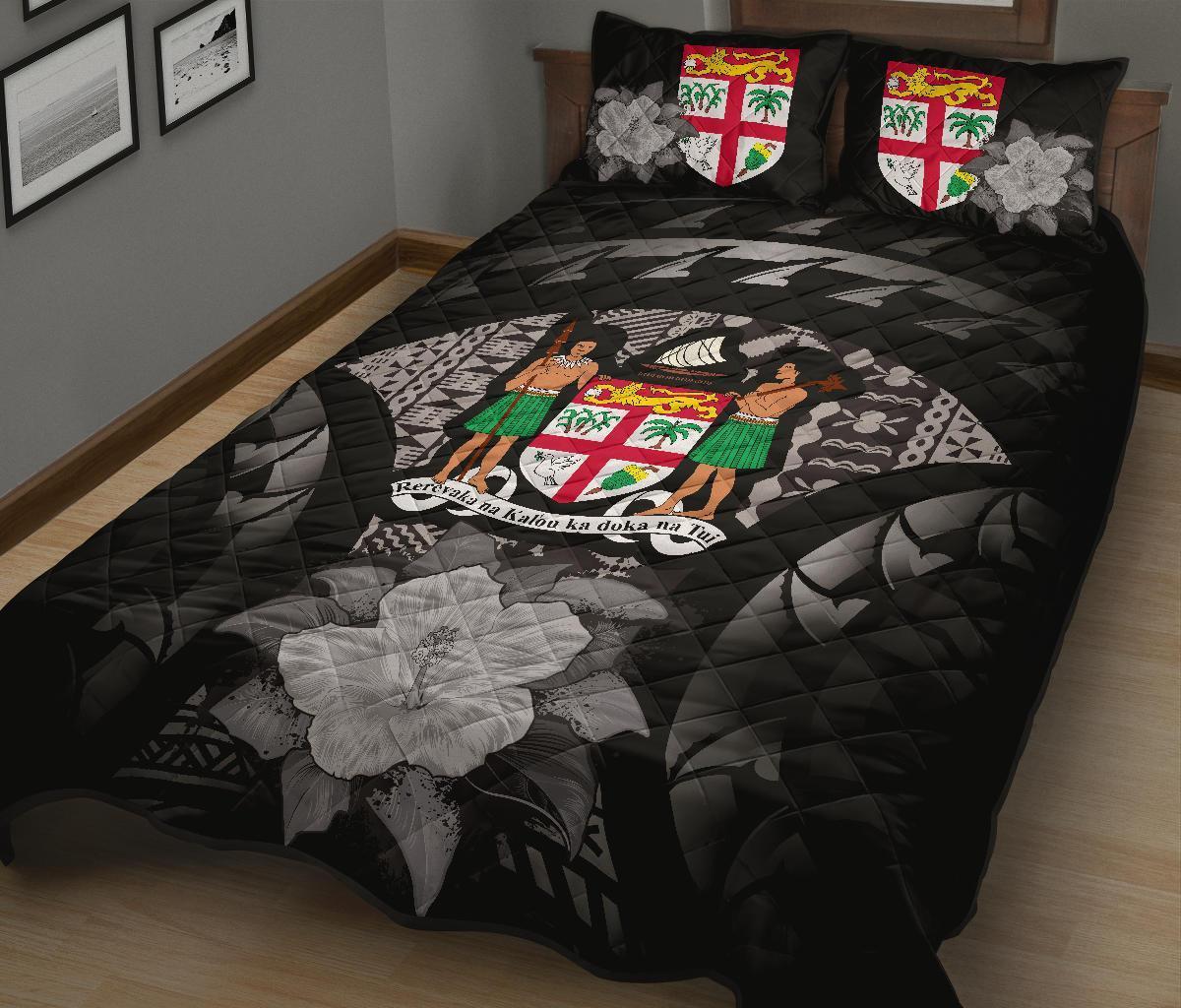 Fiji Polynesian Quilt Bed Set Hibiscus Gray - Polynesian Pride