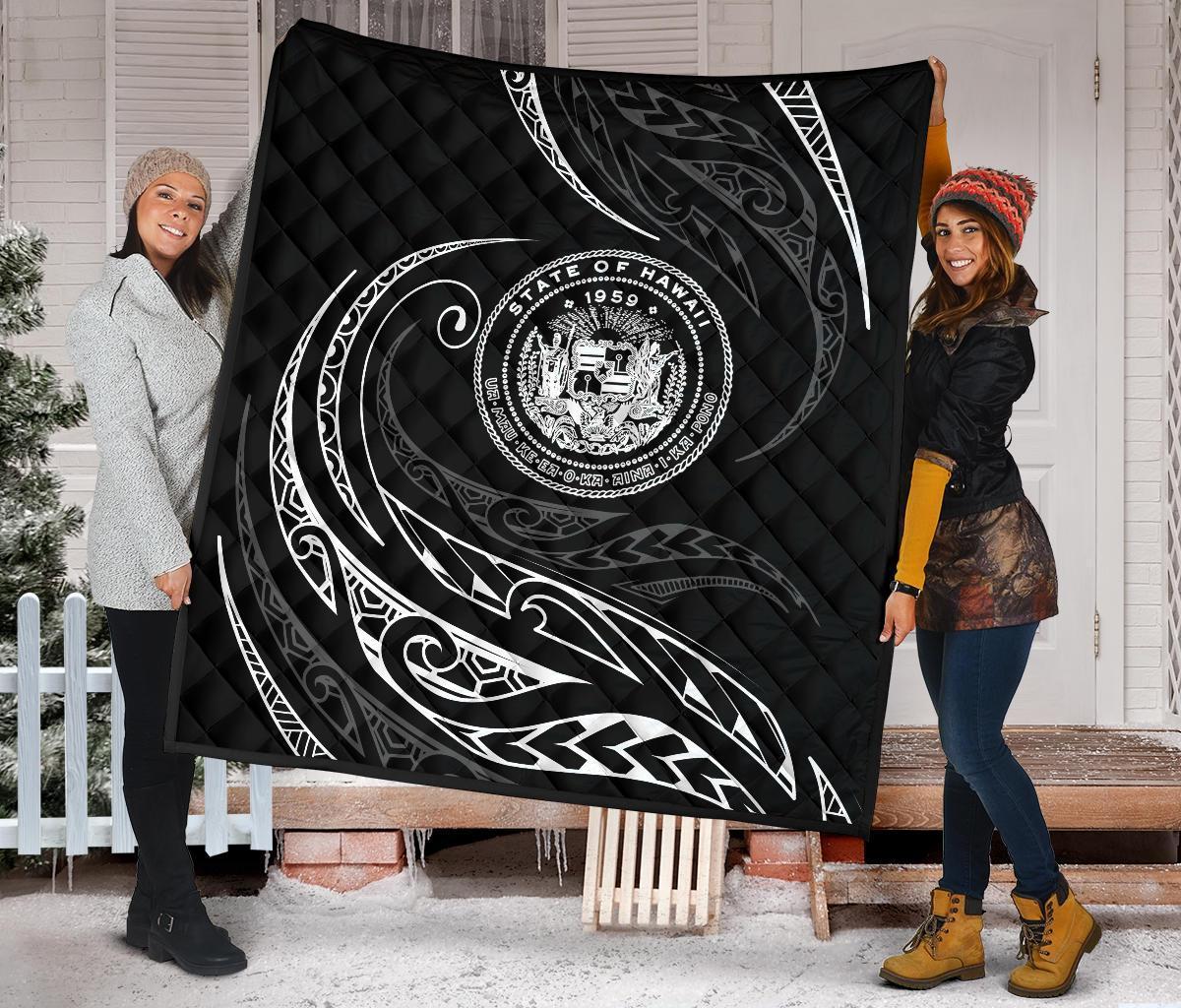 Hawaii Coat Of Arms Premium Quilt - White - Frida Style - Polynesian Pride