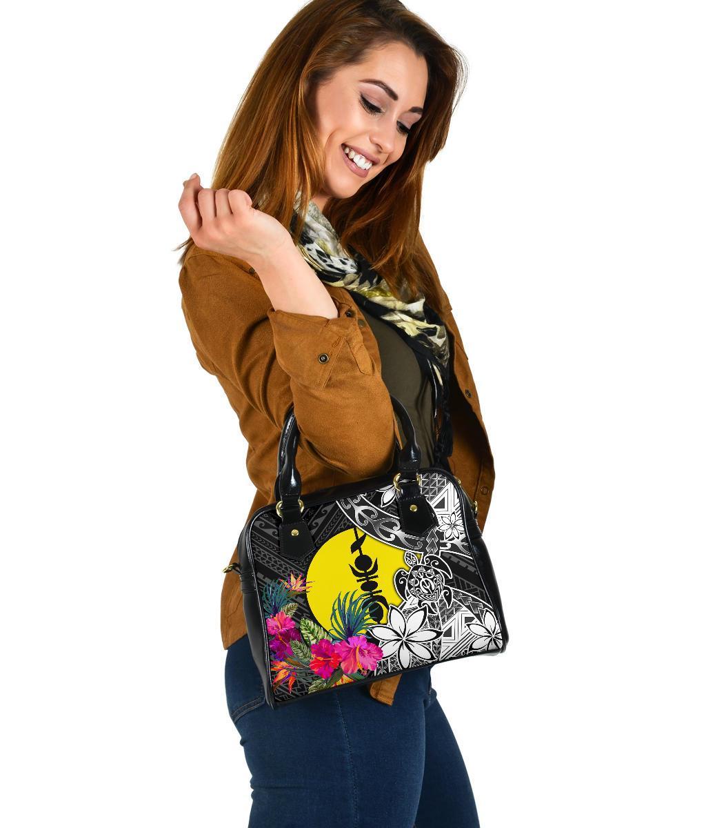 New Caledonia Shoulder Handbag - Turtle Plumeria Banana Leaf Crest - Polynesian Pride