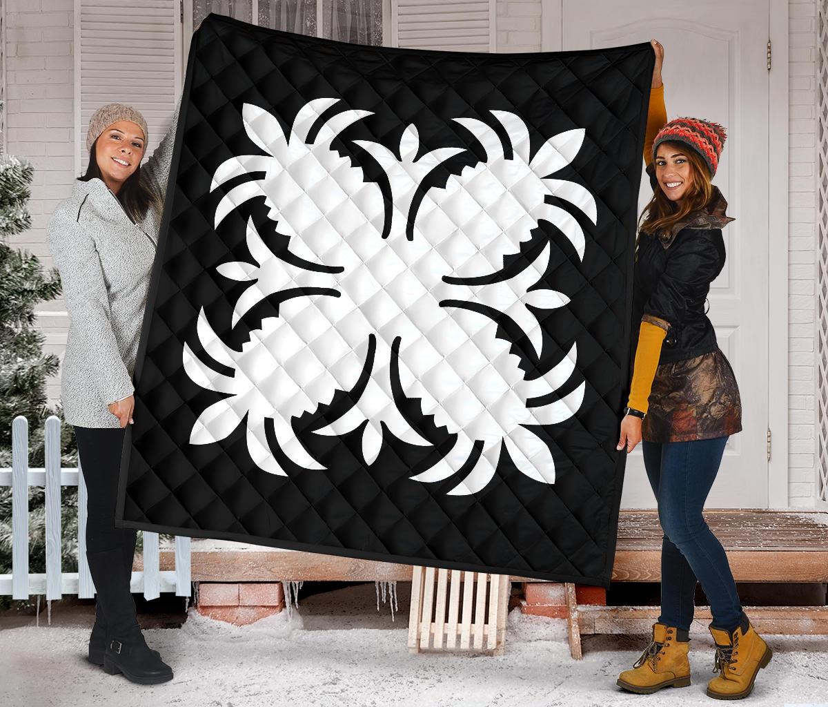 Hawaiian Premium Quilt Royal Pattern - Black And White - A2 Style - Polynesian Pride