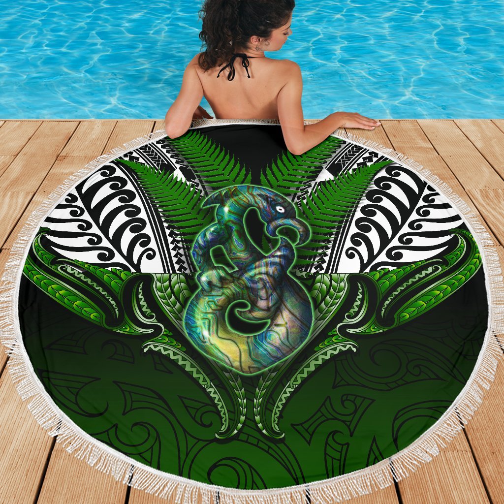 Manaia Mythology Beach Blanket Silver Fern Maori Tattoo - Polynesian Pride