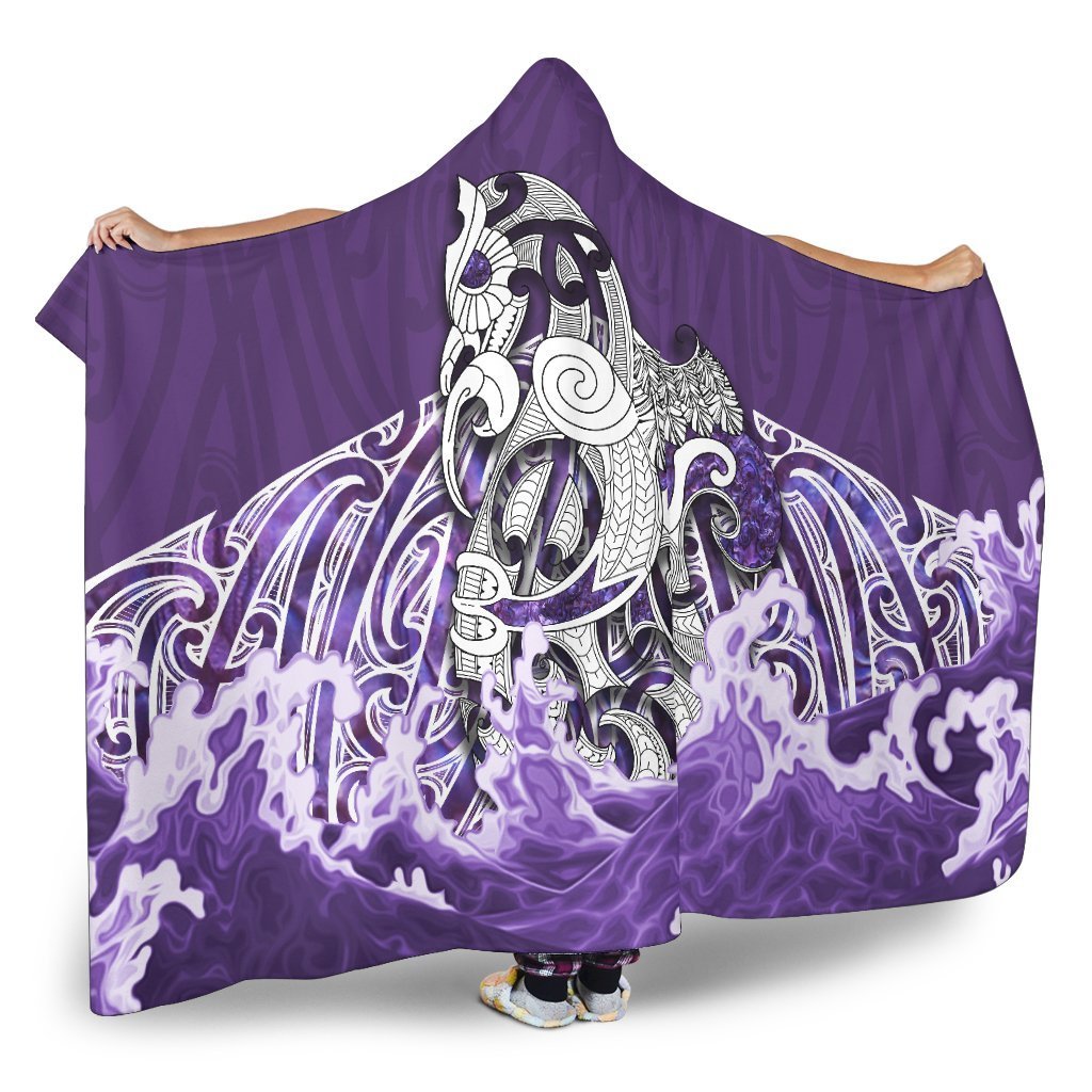Maori Manaia The Blue Sea Hooded Blanket, Purple - Polynesian Pride