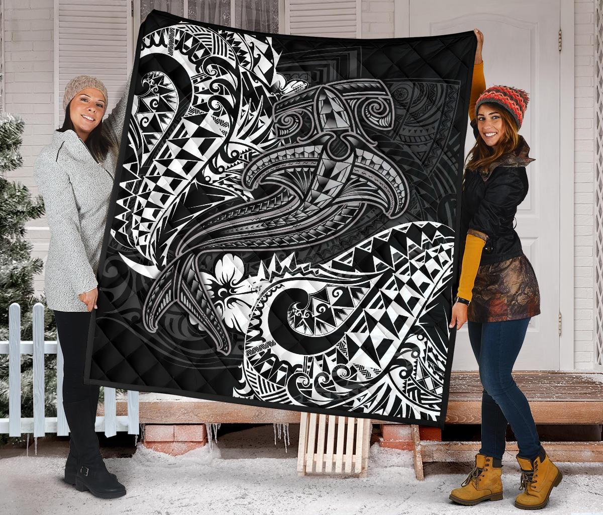 Polynesian Premium Quilt - White Shark Polynesian Tattoo - Polynesian Pride