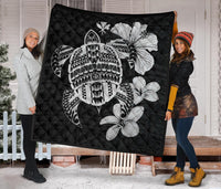 Hawaiian Kanaka Hibiscus Plumeria Mix Polynesian Turtle Premium Quilt Gray AH - Polynesian Pride