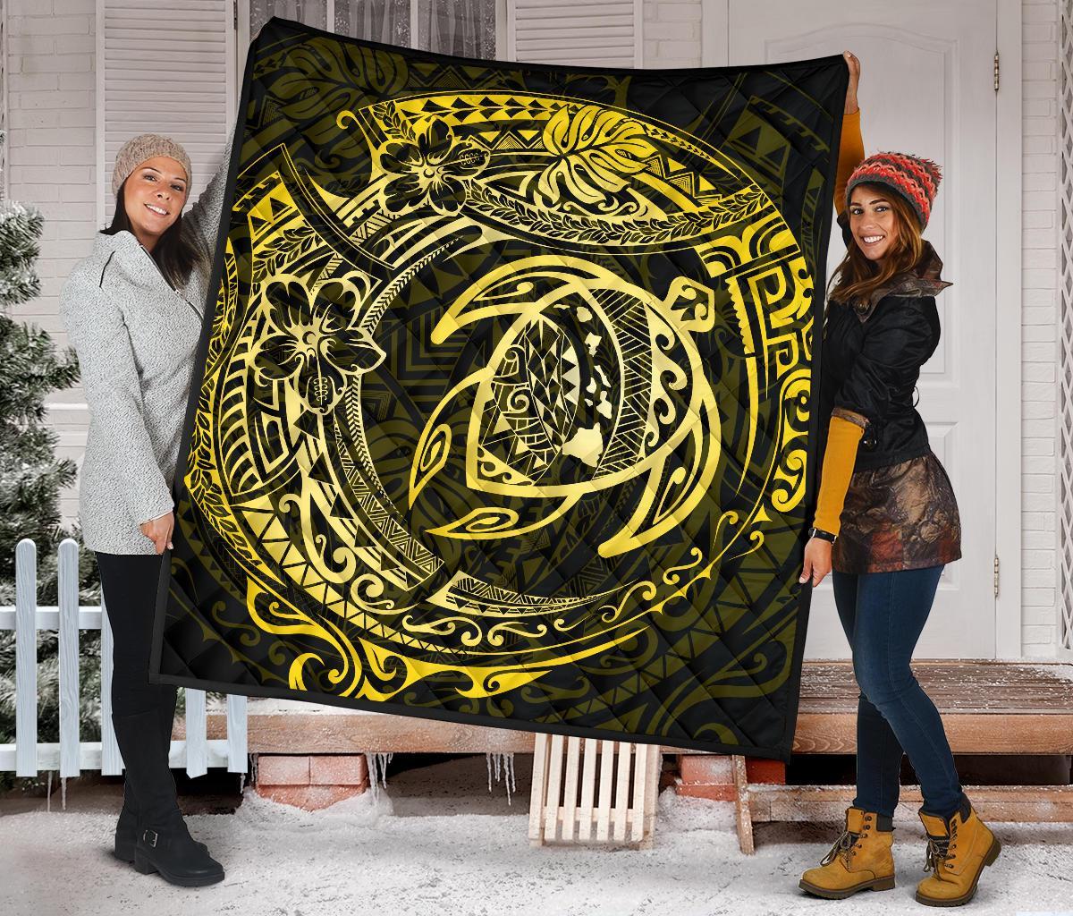 Hawaiian Turtle Polynesian Yellow Premium Quilt - Polynesian Pride