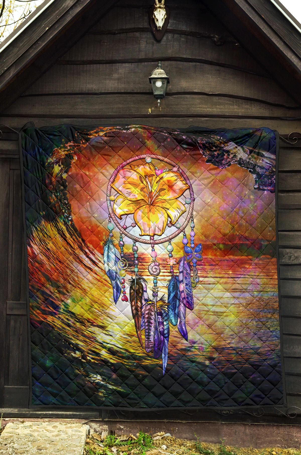 Hibiscus Dreamcatcher Premium Quilt - Polynesian Pride