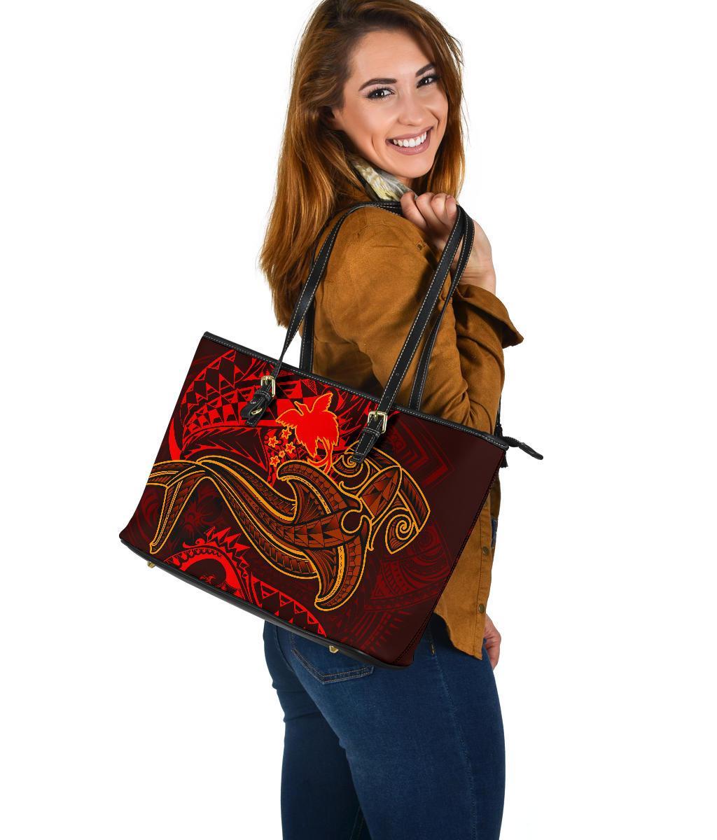 Papua New Guinea Large Leather Tote Bag - Red Shark Polynesian Tattoo - Polynesian Pride