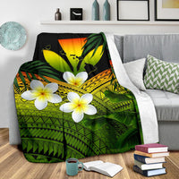 Kanaka Maoli (Hawaiian) Premium Blanket, Polynesian Plumeria Banana Leaves Reggae - Polynesian Pride