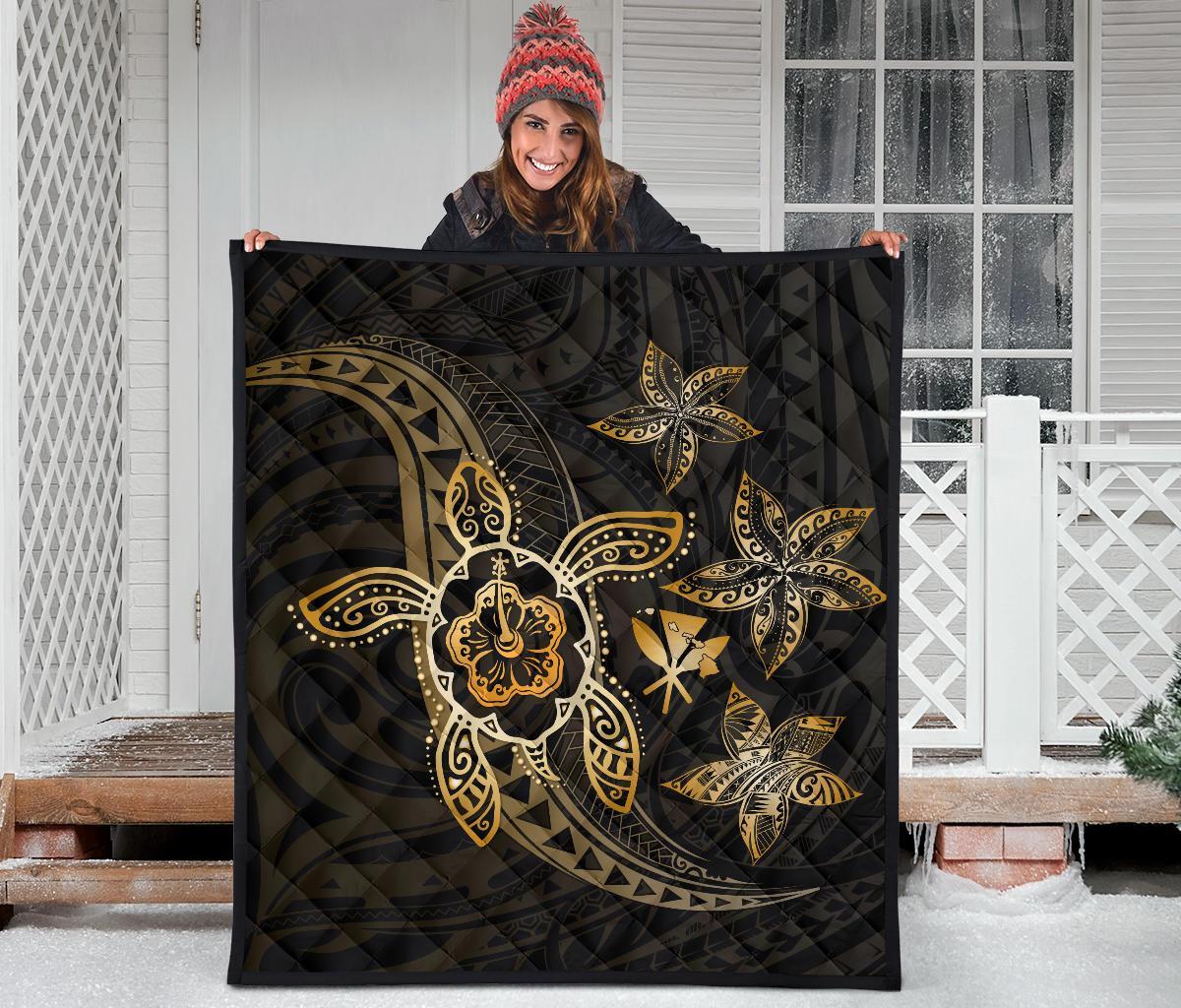 Kanaka Map Hibiscus Plumeria Turtle Art Gold Polynesian Premium Quilt - Polynesian Pride