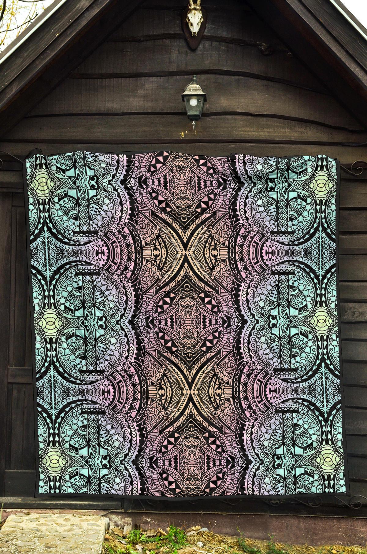 Polynesian Premium Quilt Blur - Polynesian Pride