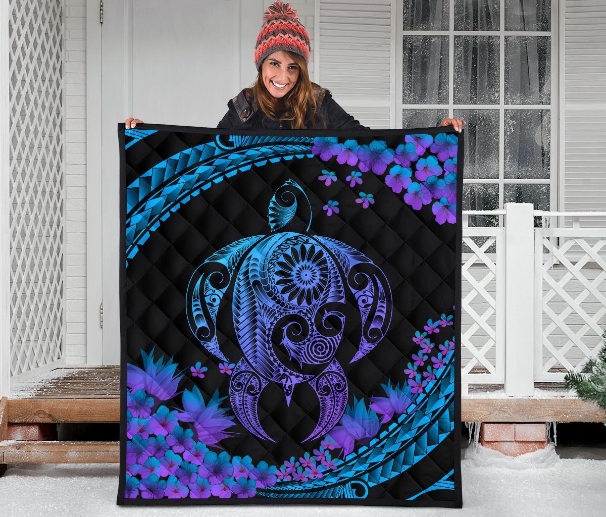 Hawaii Turtle Polynesian Hibiscus Premium Quilt - Boot Style - Polynesian Pride