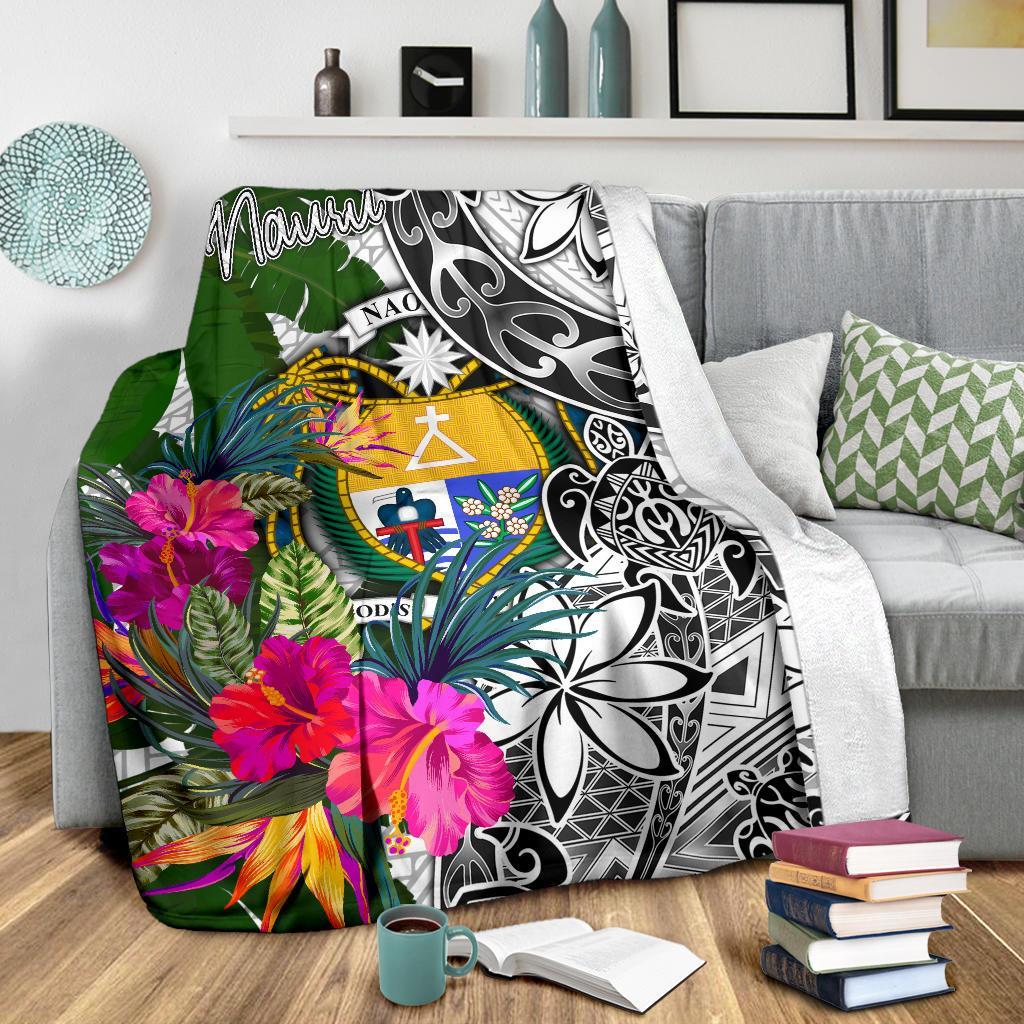 Nauru Premium Blanket White - Turtle Plumeria Banana Leaf Crest - Polynesian Pride