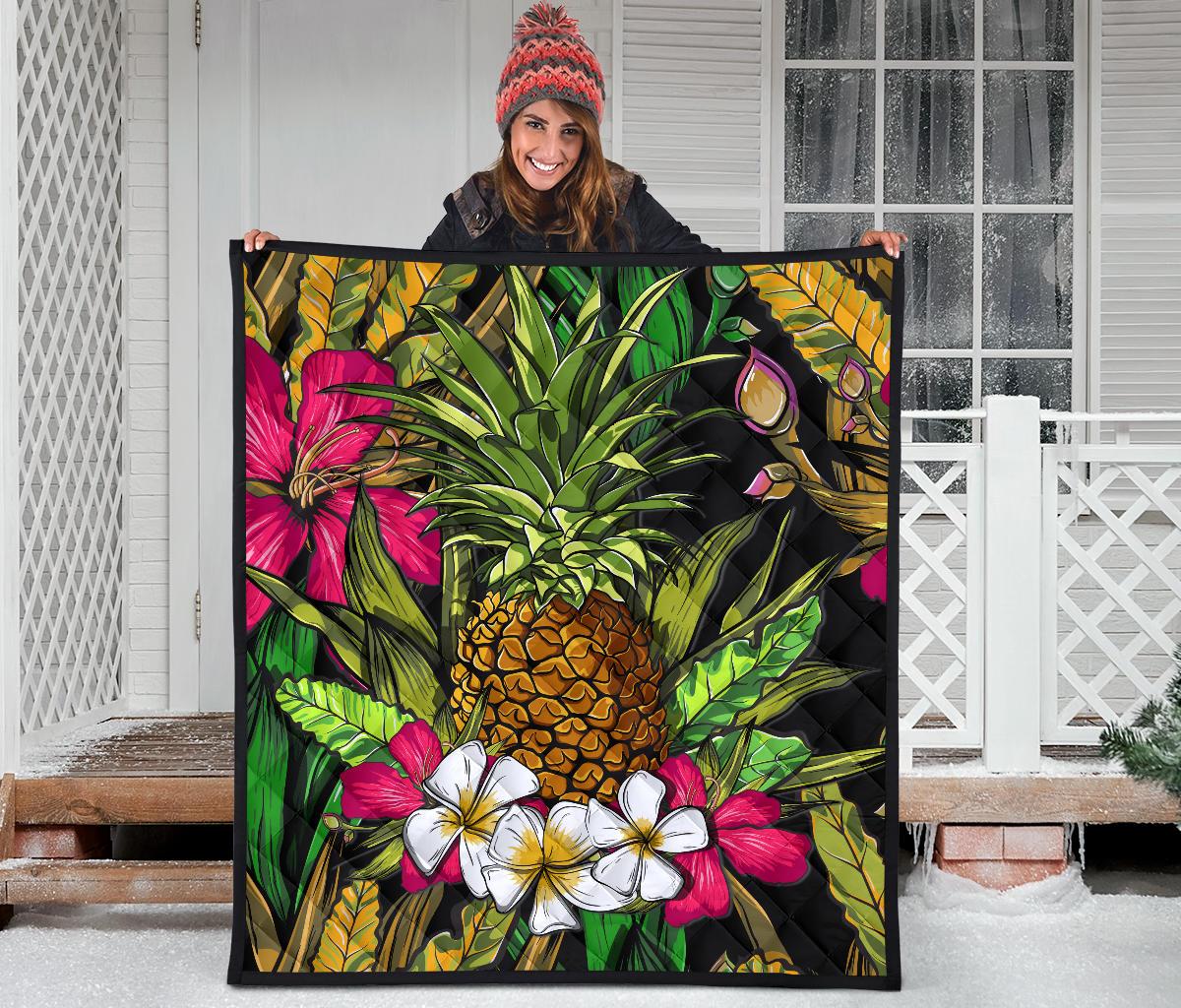 Hawaii Tropical Flowers Pineapple Premium Quilt - Polynesian Pride