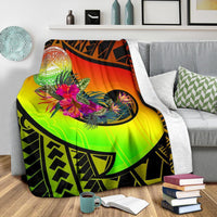 American Samoa Premium Blanket - Polynesian Hook And Hibiscus (Raggae) - Polynesian Pride
