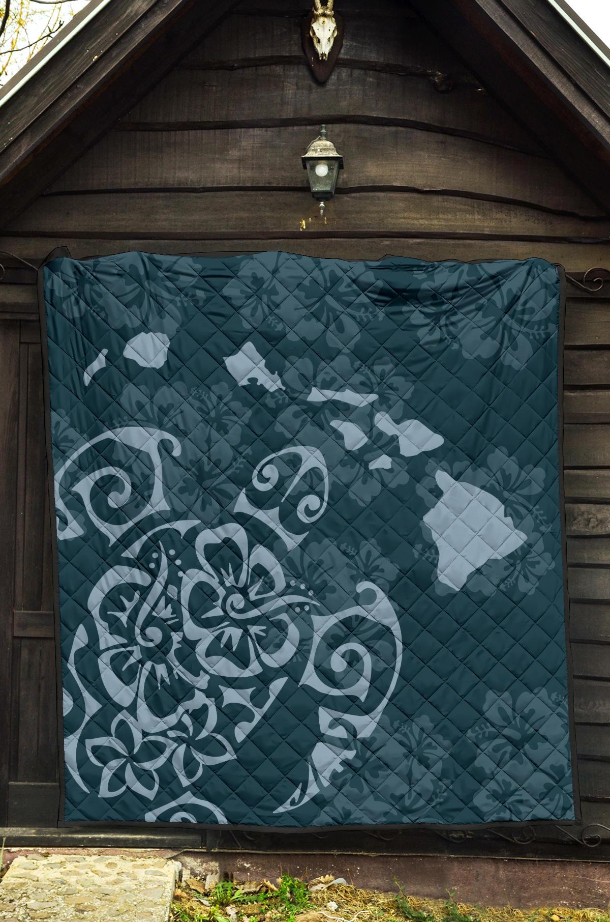Turtle Hibiscus Map Blue Premium Quilt - Polynesian Pride