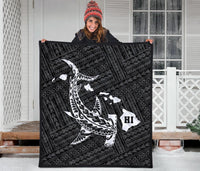 Hawaii Shark White Polynesian Premium Quilt - Polynesian Pride