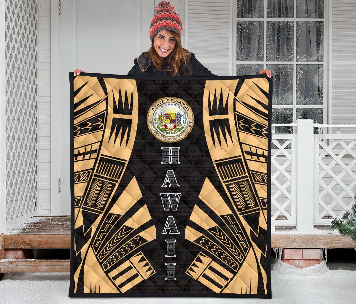 Hawaii Premium Quilt - Polynesian Tattoo Gold - Polynesian Pride