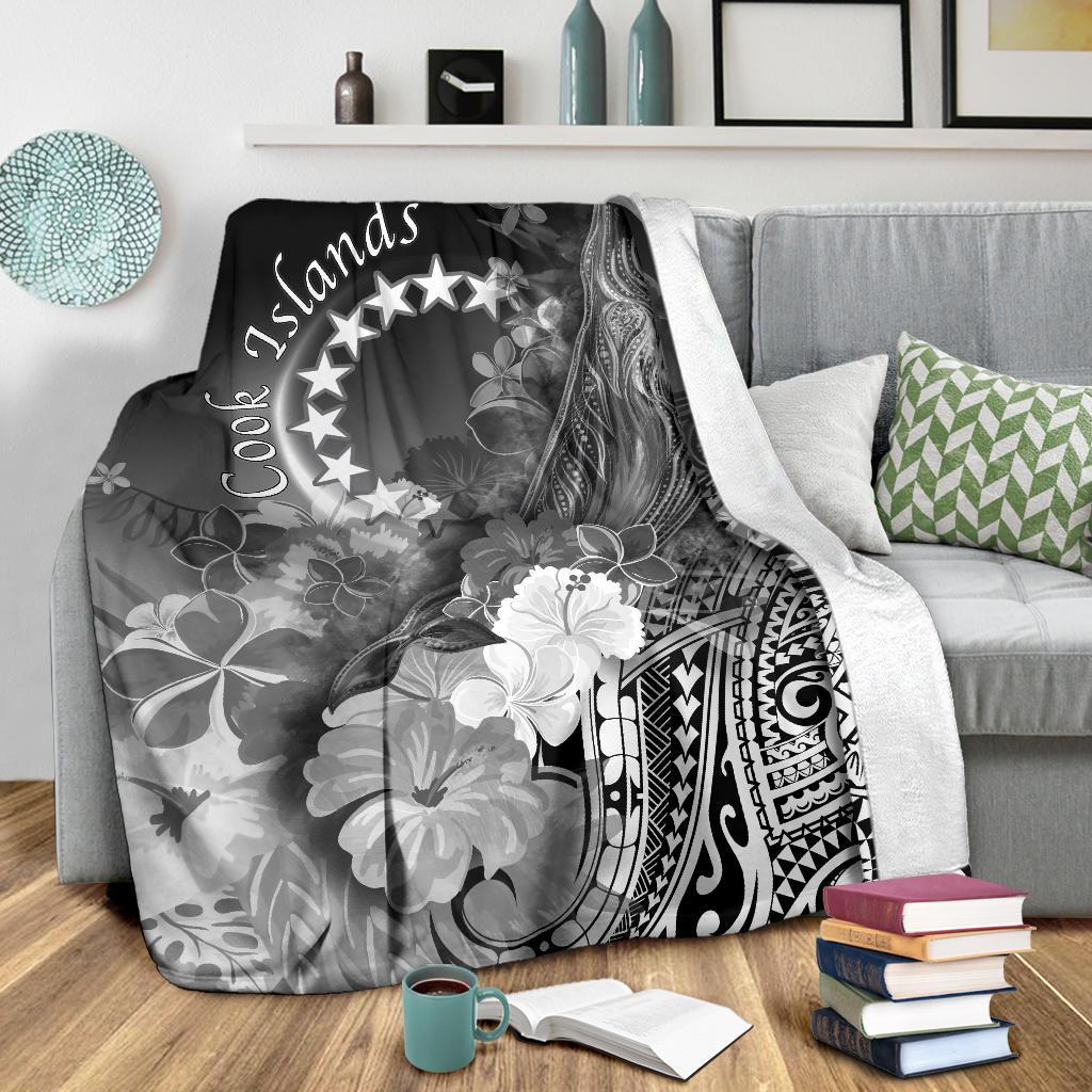 Cook Islands Premium Blanket - Humpback Whale with Tropical Flowers (White) White - Polynesian Pride