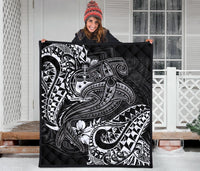 Samoa Premium Quilt - White Shark Polynesian Tattoo - Polynesian Pride