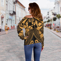 Tonga Polynesian Women's Off Shoulder Sweater - Tonga Gold Seal Polynesian Tattoo - Polynesian Pride