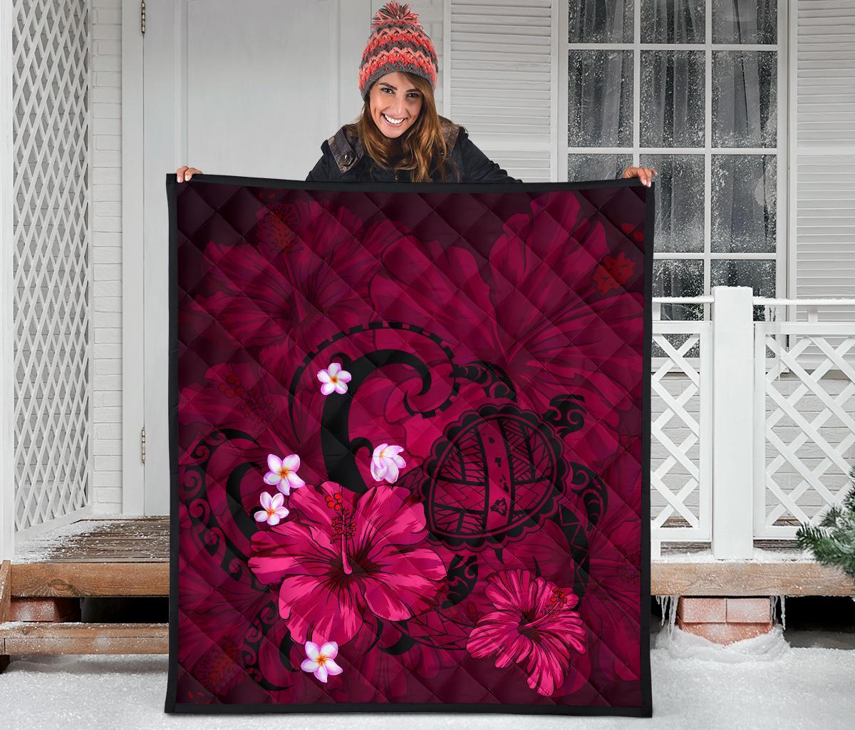 Hawaii Turtle Poly Tribal Pink Premium Quilt - Polynesian Pride