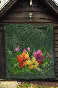 Colorful Hibiscus Premium Quilt - Polynesian Pride