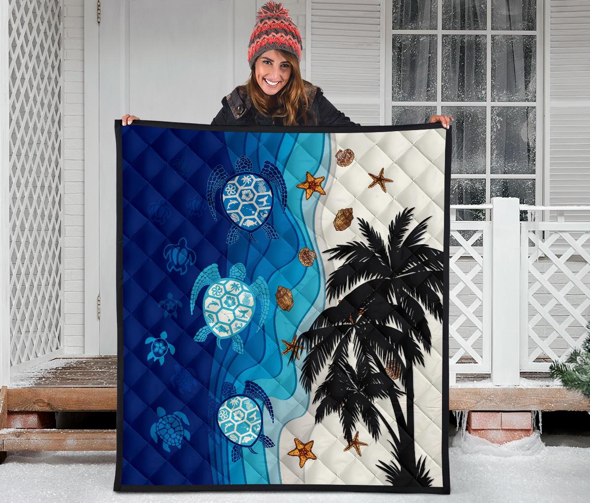 Hawaiian Sea Turtle Symbol Palm Premium Quilt - Polynesian Pride