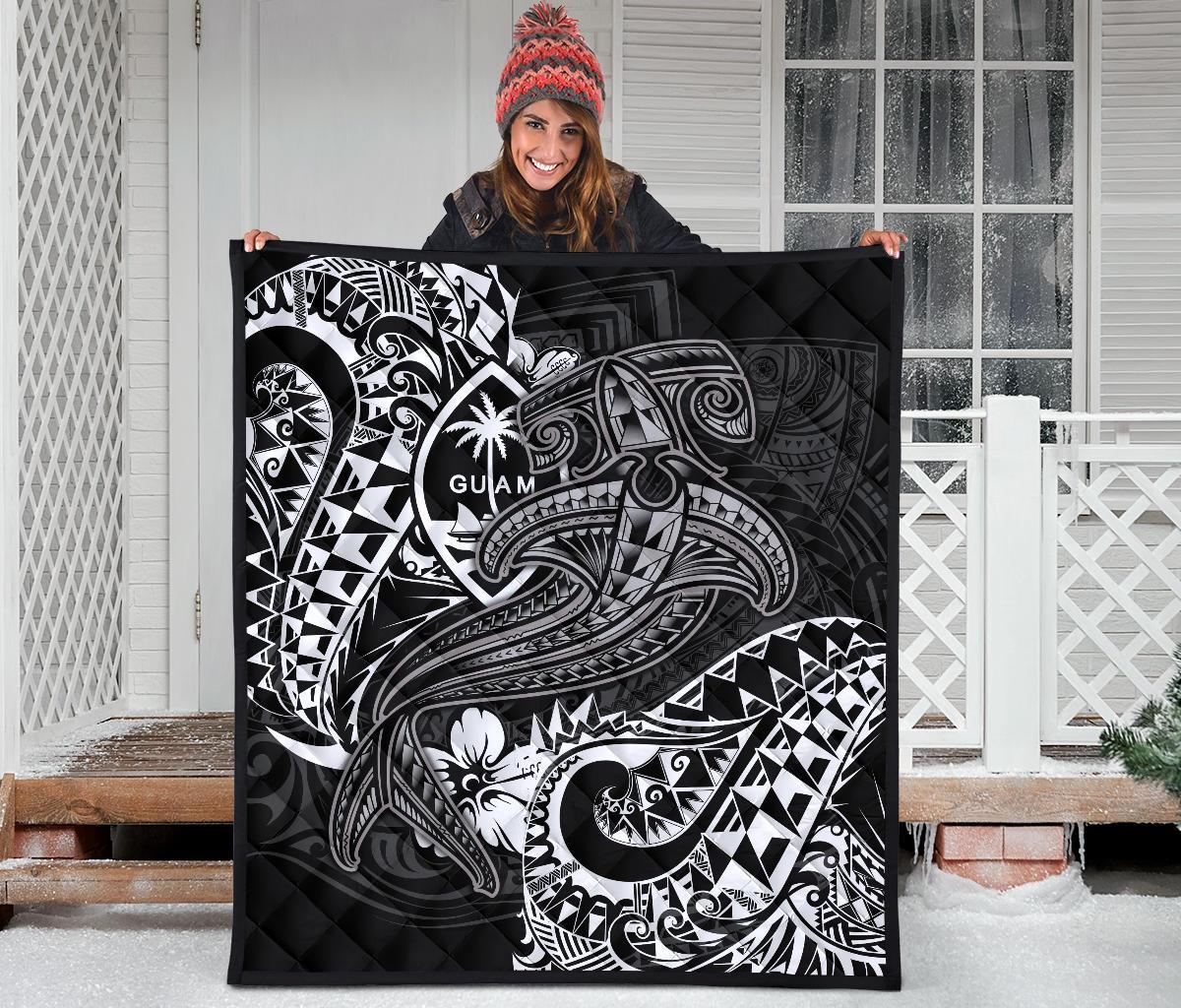 Guam Polynesian Premium Quilt - White Shark Polynesian Tattoo - Polynesian Pride