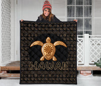 Hawaii Turtle Golden Premium Quilt - Polynesian Pride