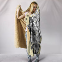 Hawaii Polynesian Flowers Swimming Turtles Hooded Blanket - Polynesian Pride