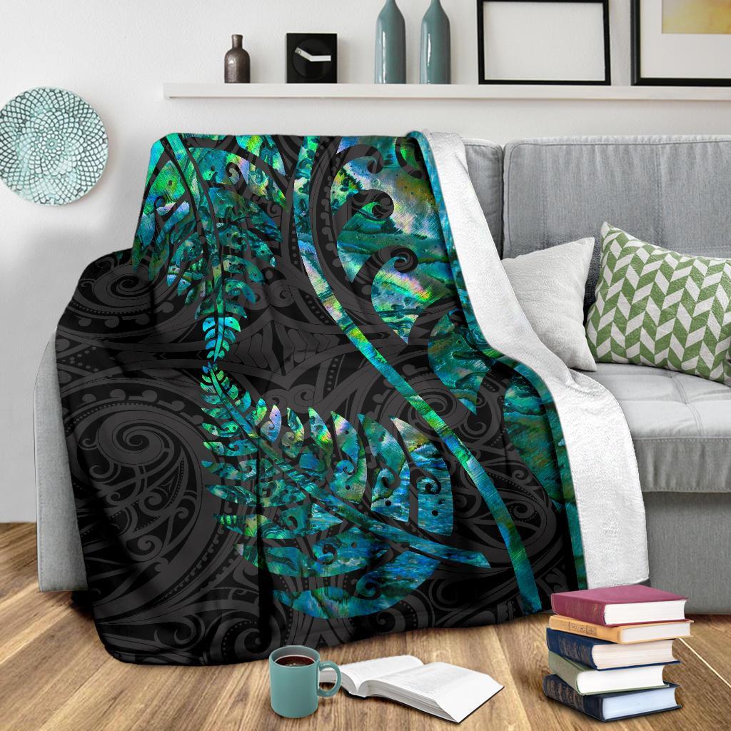 Aotearoa Maori Premium Blanket Silver Fern Koru Vibes - Polynesian Pride