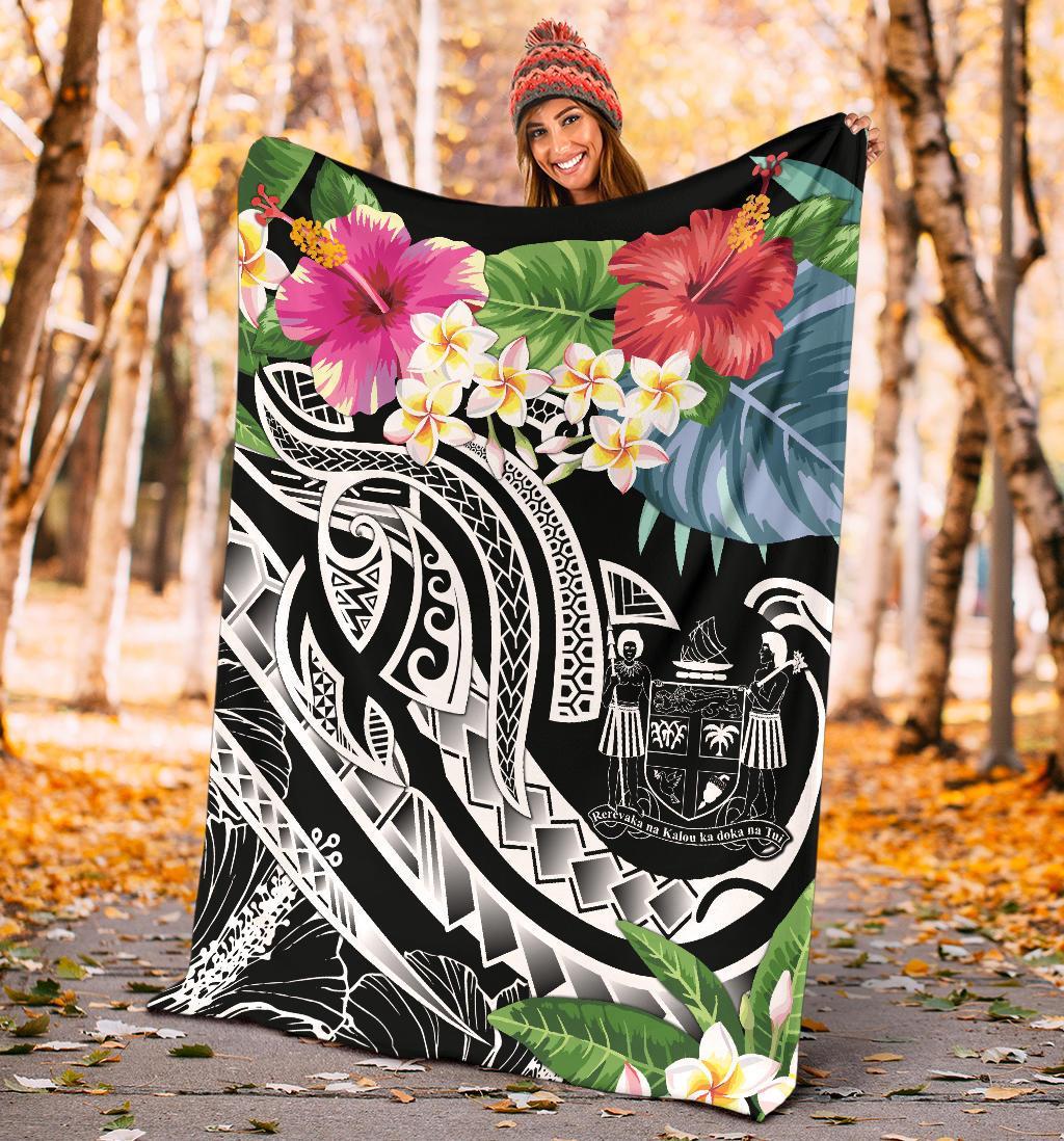 Fiji Polynesian Premium Blanket - Summer Plumeria (Black) - Polynesian Pride