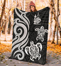 New Caledonia Premium Blanket - White Tentacle Turtle - Polynesian Pride