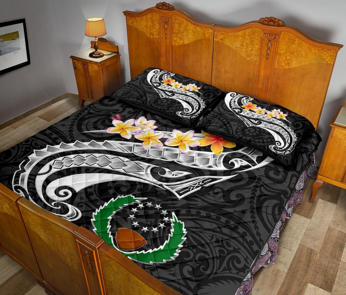 Pohnpei Custom Personalised Quilt Bed Set - Pohnpei Seal Polynesian Patterns Plumeria (Black) - Polynesian Pride
