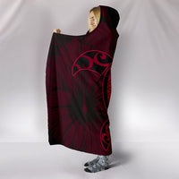 Hawaii Hibiscus Hooded Blanket - Harold Turtle - Calico Red - Polynesian Pride