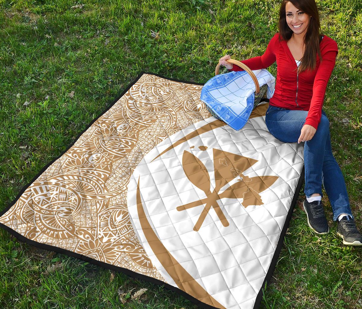 Hawaii Kanaka Polynesian White Premium Quilt - Circle Style - Polynesian Pride