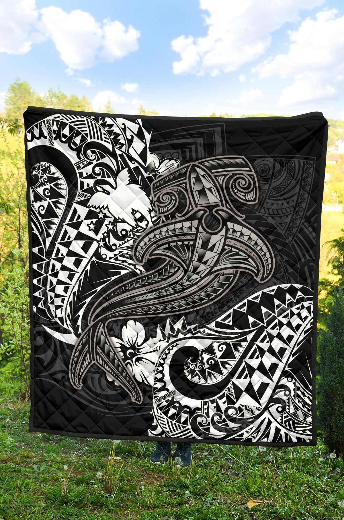 Papua New Guinea Premium Quilt - White Shark Polynesian Tattoo - Polynesian Pride