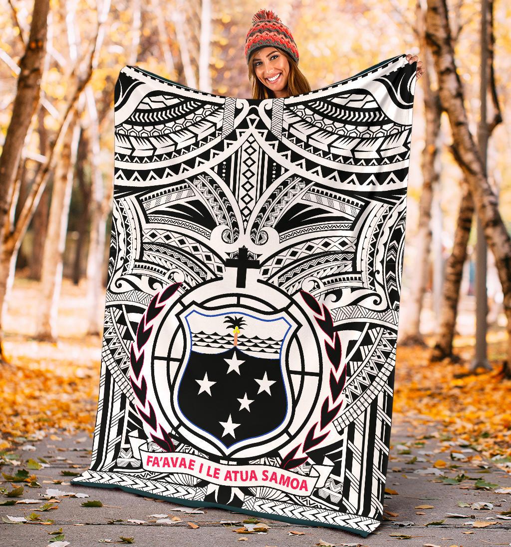 Samoa Premium Blanket - Samoa Coat Of Arm, Polynesian Tattoo White And Black - Polynesian Pride
