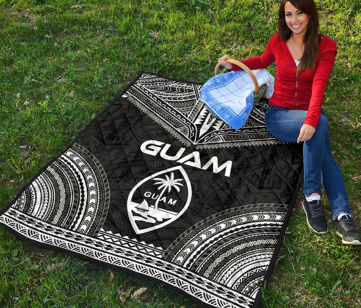 Guam Premium Quilt - Guam Coat Of Arms Polynesian Chief Black Version - Polynesian Pride