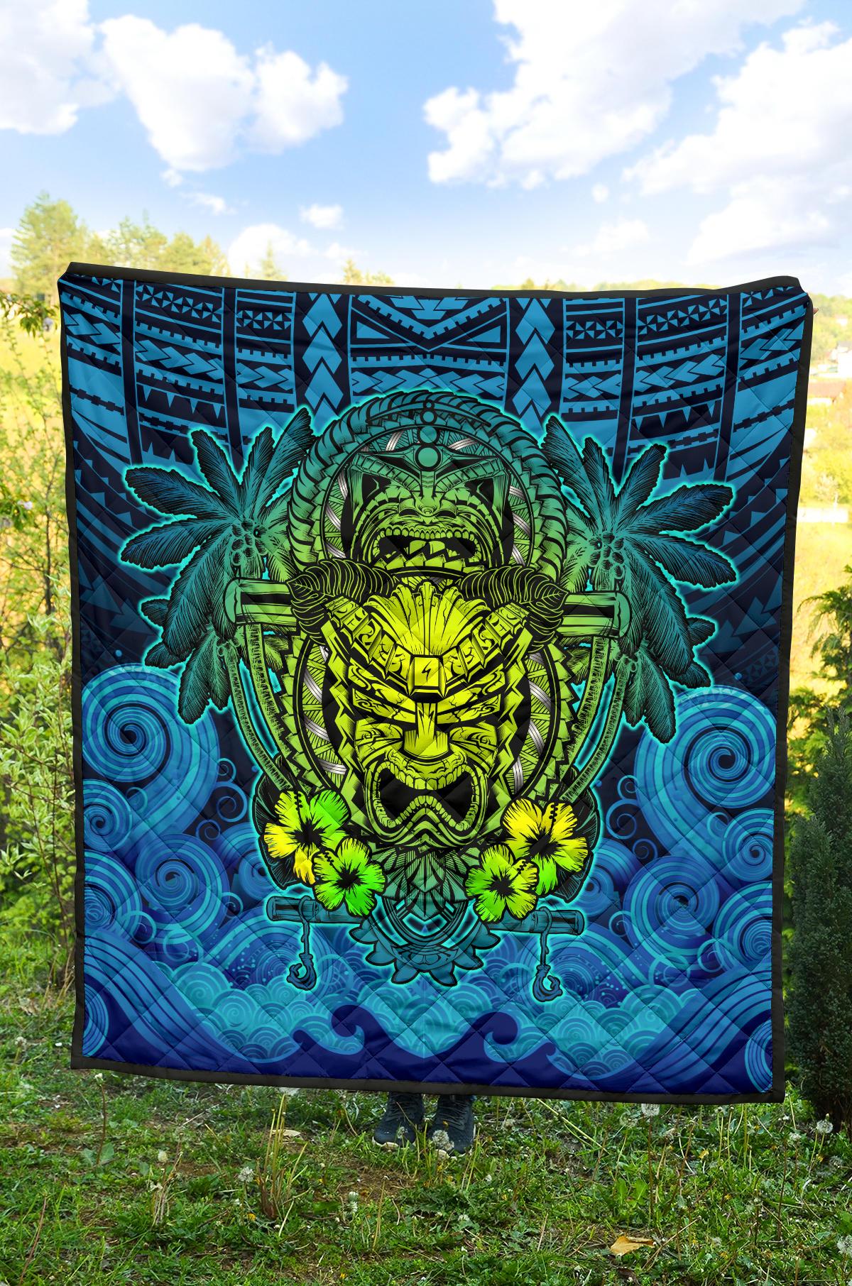 Hawaii Polynesian Premium Quilt - Hawaiian Green Yellow Tiki Face (Blue) - Polynesian Pride