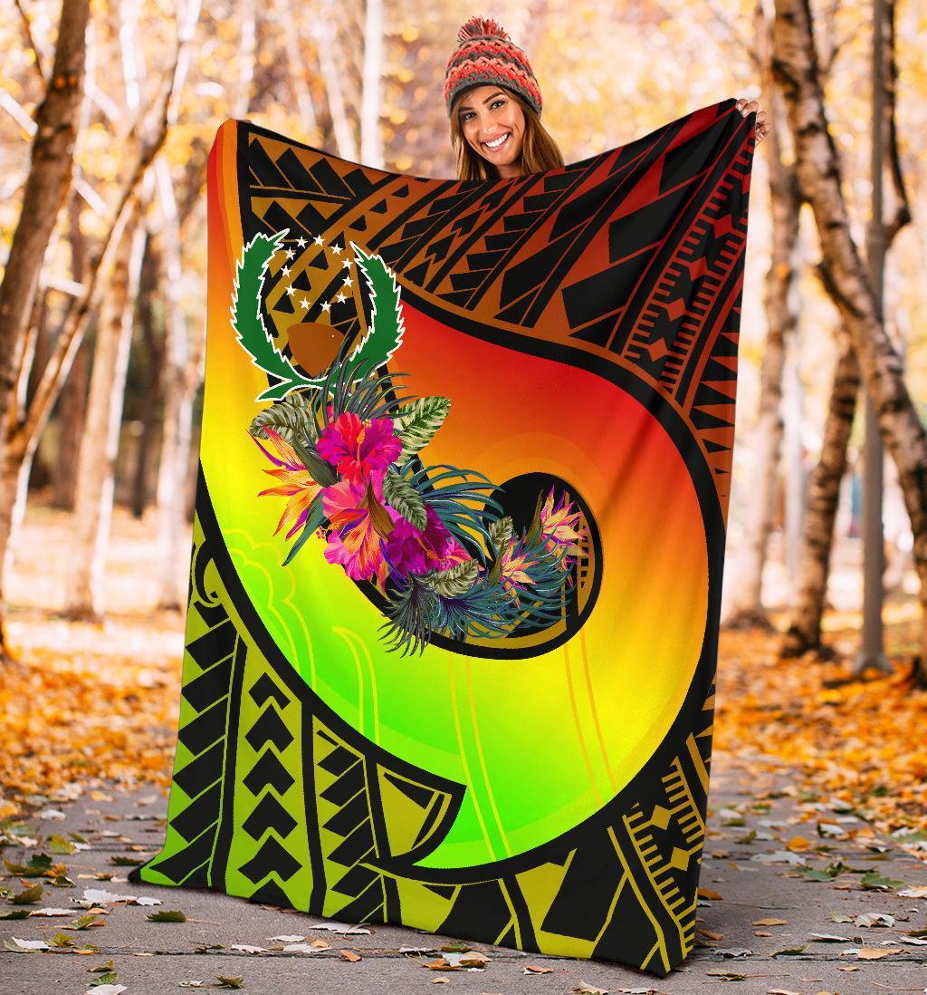 Pohnpei Premium Blanket - Polynesian Hook And Hibiscus (Raggae) - Polynesian Pride