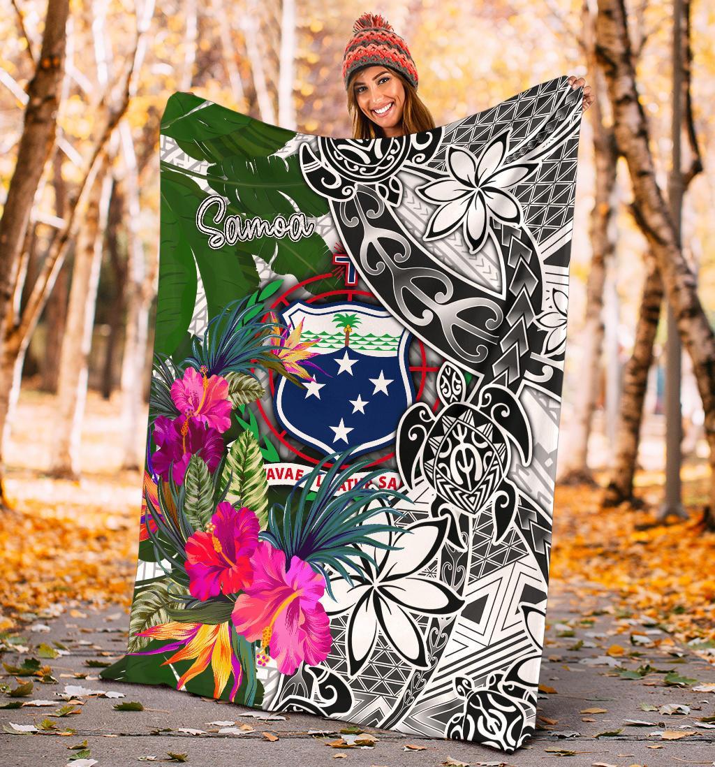 Samoa Premium Blanket White - Turtle Plumeria Banana Leaf - Polynesian Pride
