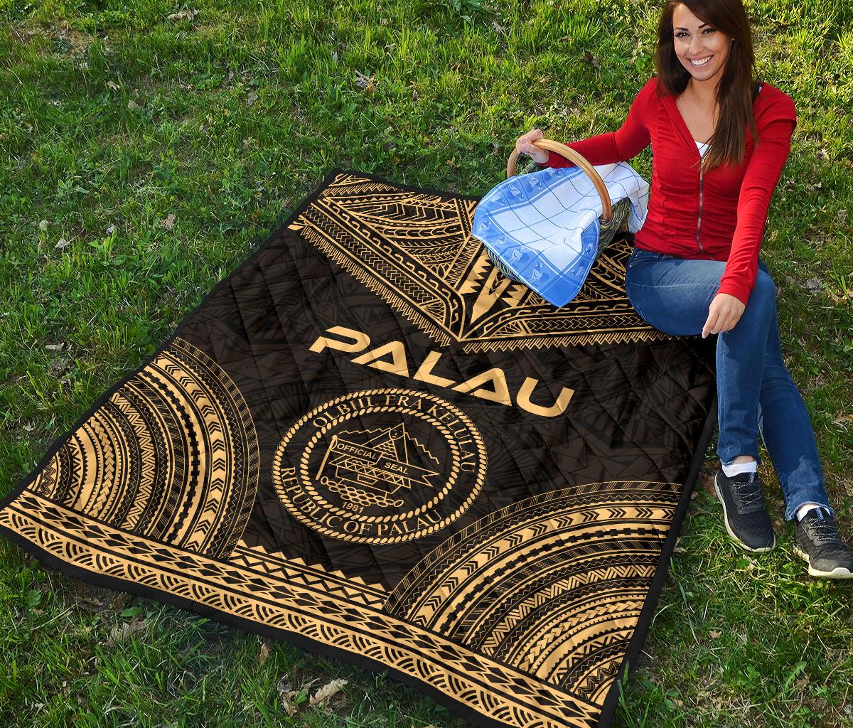 Palau Premium Quilt - Palau Seal Polynesian Chief Gold Version - Polynesian Pride