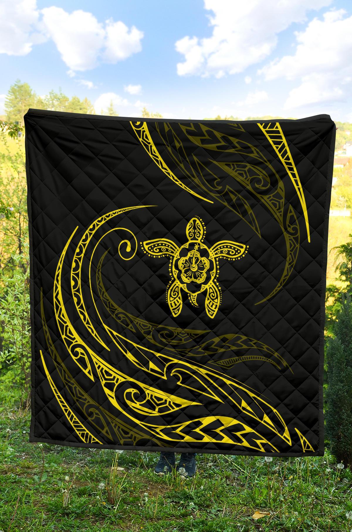 Hawaii Turtle Hibicus Premium Quilt - Frida Style - Yellow - Polynesian Pride