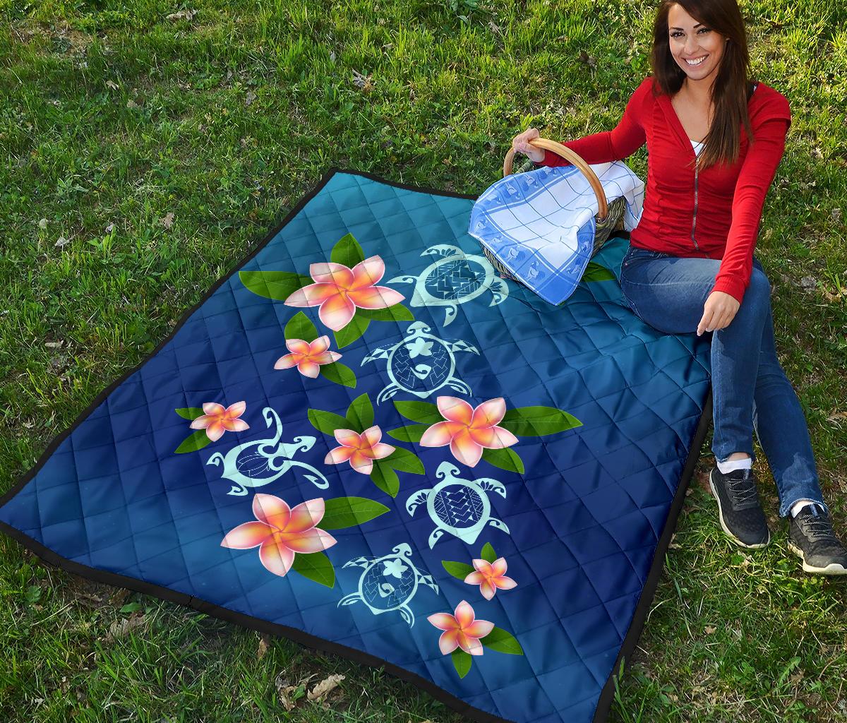Turtle Polynesian Plumeria Premium Quilt - Polynesian Pride