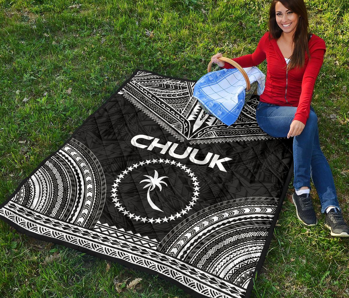 Chuuk Premium Quilt - Chuuk Flag Polynesian Chief Black Version - Polynesian Pride