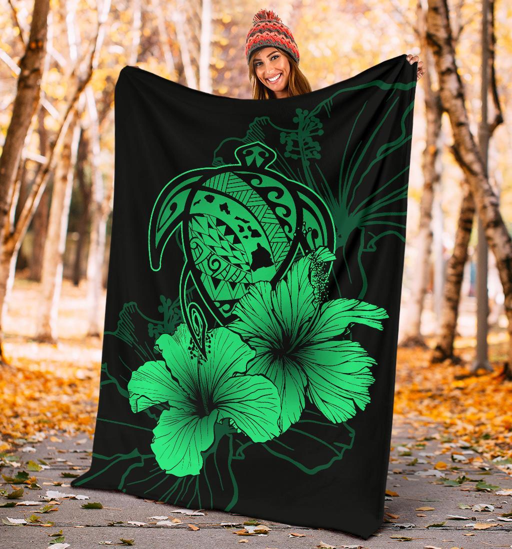 Hawaii Hibiscus Premium Blanket - Turtle Map - Pastel Green - Polynesian Pride