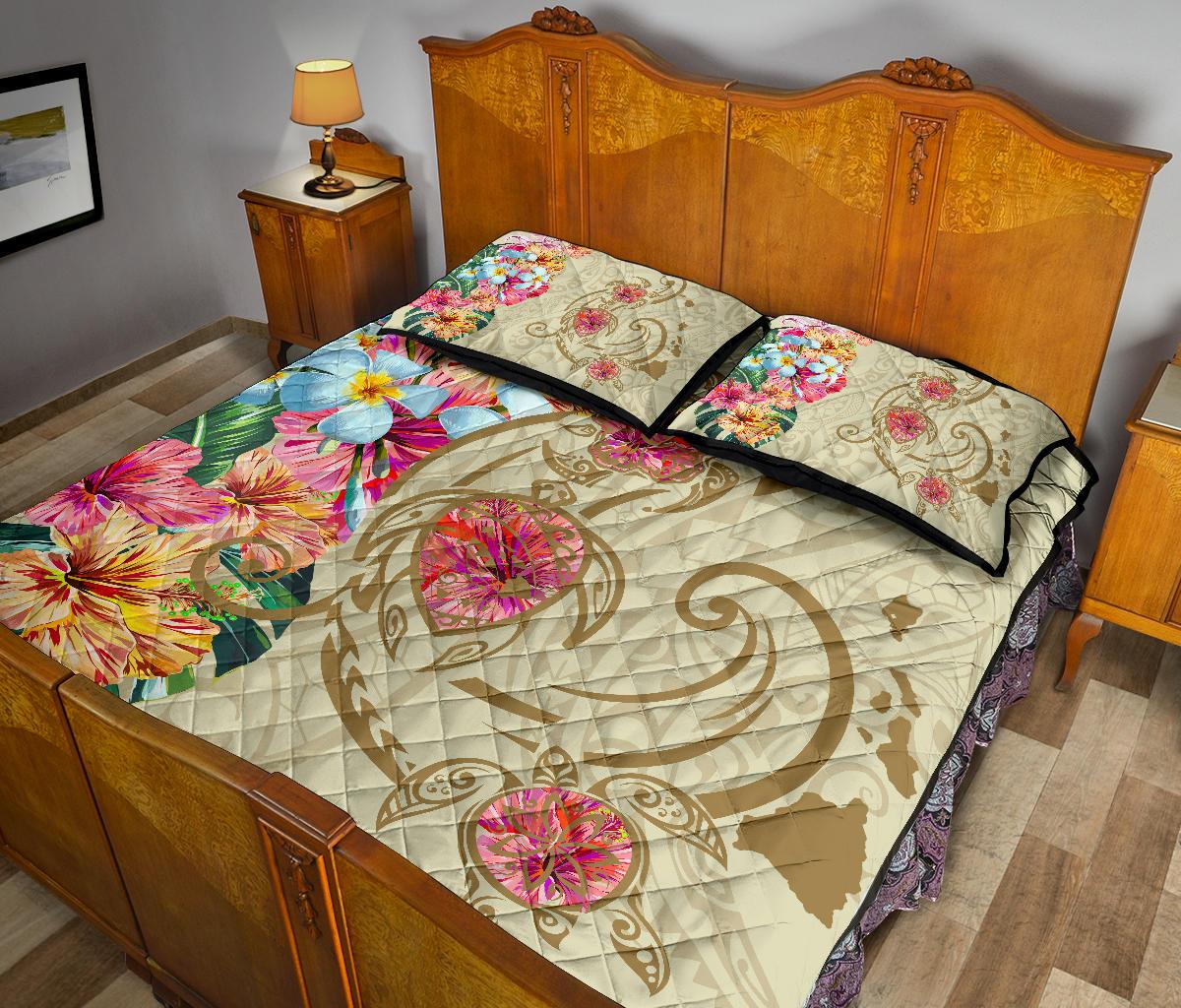 Hawaii Triple Marble Turtle Polynesian Hibiscus Quilt Bed Set - AH - Benjamin Style - Beige - Polynesian Pride