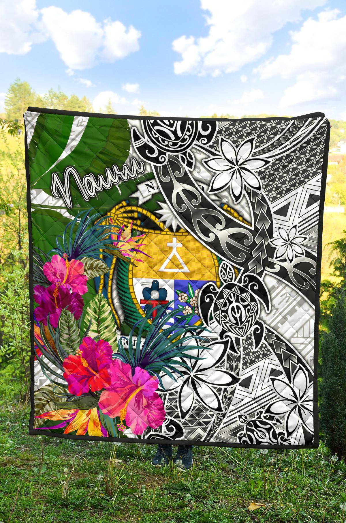 Nauru Premium Quilt White - Turtle Plumeria Banana Leaf Crest - Polynesian Pride